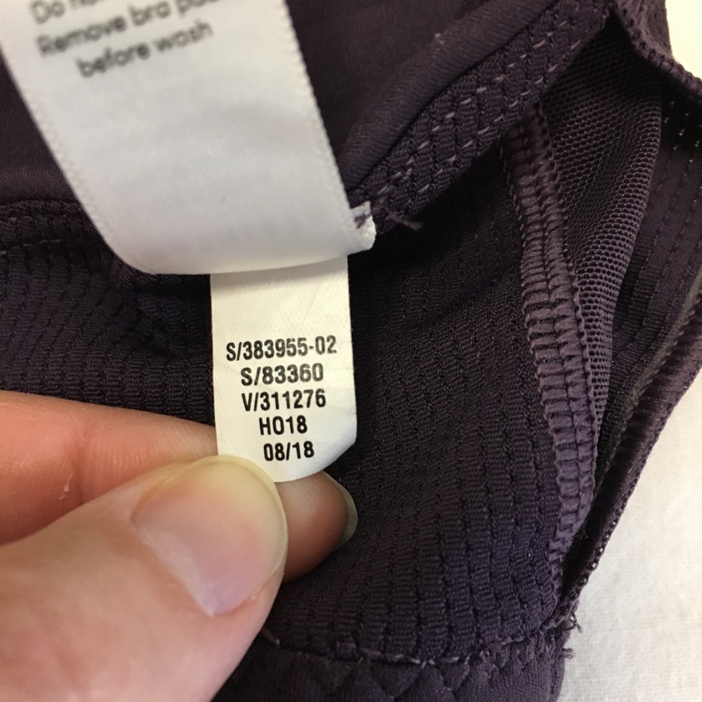 Athleta Lotus Sports Bra in Plum, S - Picture 11 of 11
